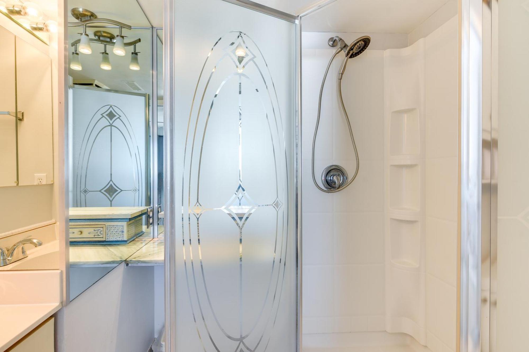 Oceanfront North Myrtle Beach Condo With Indoor Pool Екстер'єр фото
